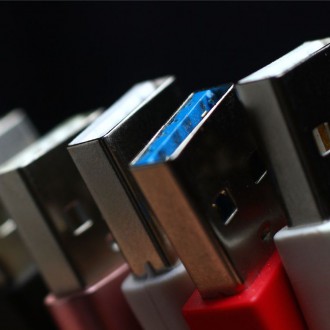 Что означает цвет разъема на портах USB?